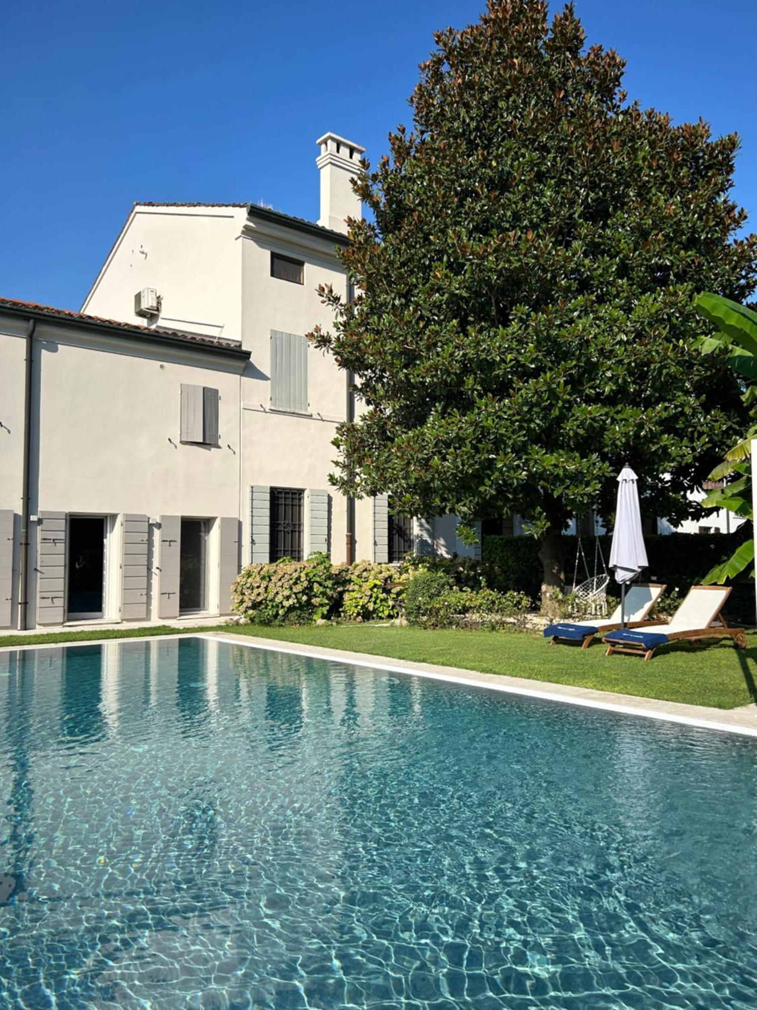 La Celeste Galeria B&B Mantua Exterior foto